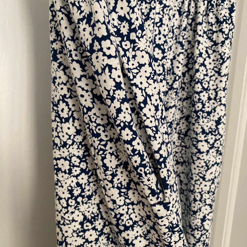 Old Navy MIDI floral dress - Picture 4 of 4